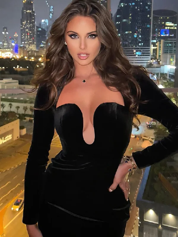 Beach dresses for casual outingsBerriesJam - Low Chest Long Sleeve High Waist Elegant Dress