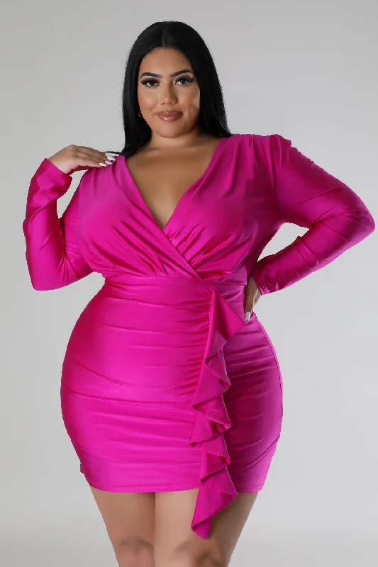 Spaghetti strap dresses for womenShe's A Classic Dress