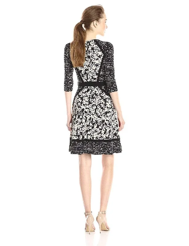 Fit-and-flare dresses for womenTaylor - Quarter Sleeve Wrap Print Dress 5708MXSC