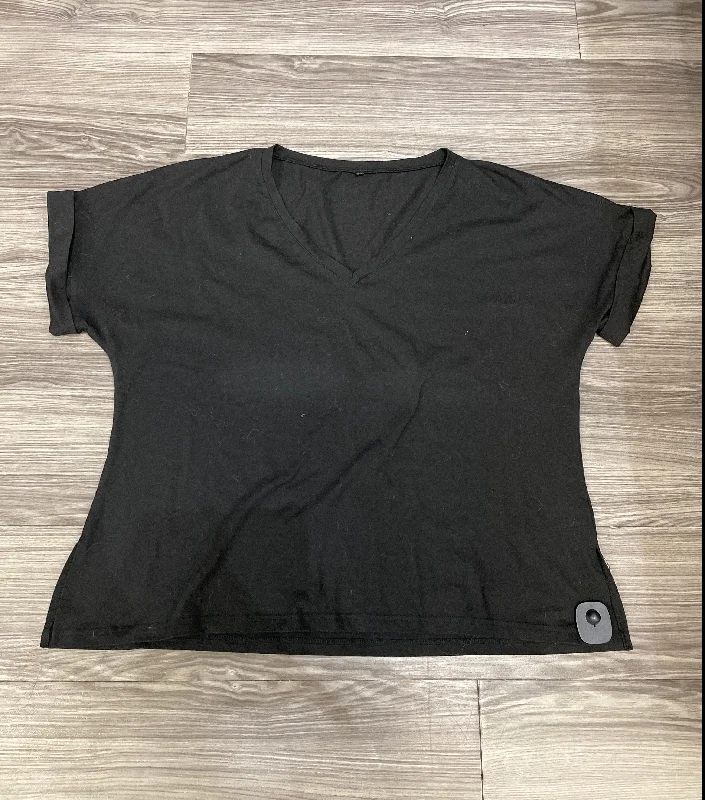 Solid color women's topsBlack Top Short Sleeve Clothes Mentor, Size 3x