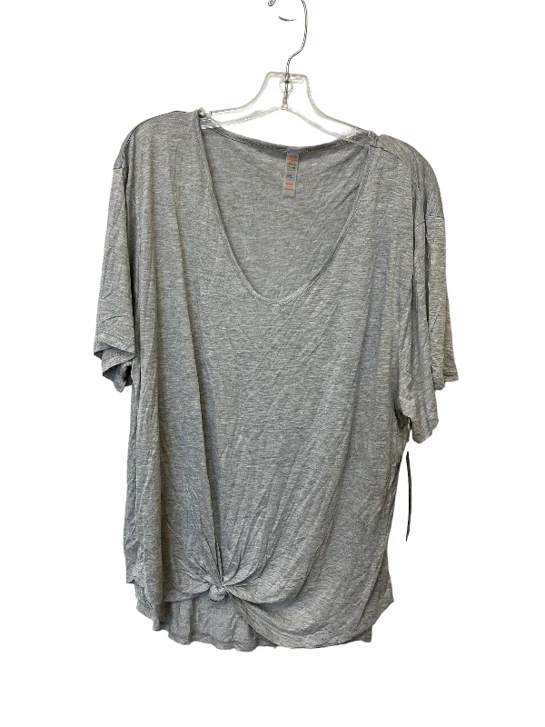 Pastel women's topsTop Short Sleeve By Mono B  Size: 3x
