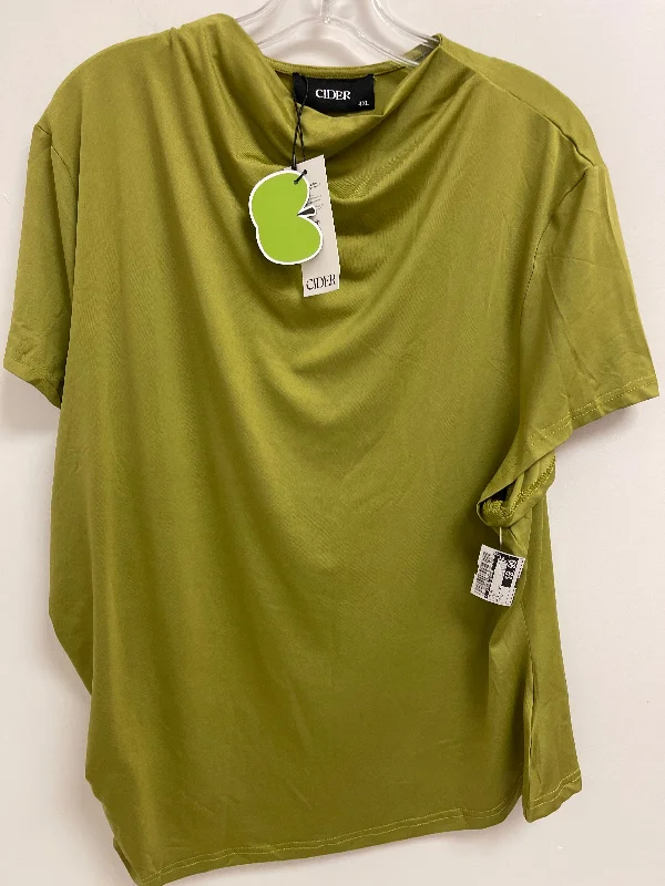 Designer women's topsGreen Top Short Sleeve Clothes Mentor, Size 4x
