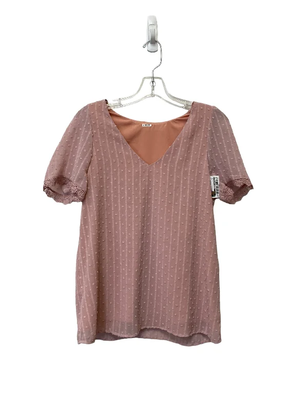 Lace-up women's topsPink Top Short Sleeve Clothes Mentor, Size S