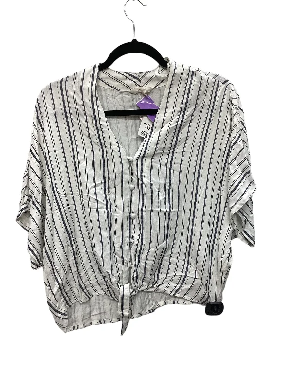 Navy blue women's topsStriped Pattern Top Short Sleeve Clothes Mentor, Size L