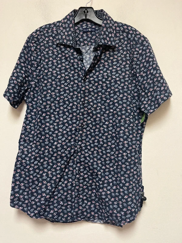 Boutique women's topsTop Short Sleeve By Clothes Mentor  Size: L