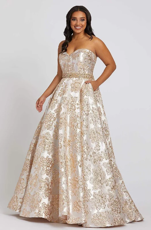 Handmade dresses for unique fashion statementsMac Duggal 67238FSC