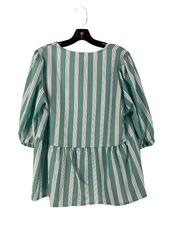Bohemian women's topsAqua Top Short Sleeve Clothes Mentor, Size Xl