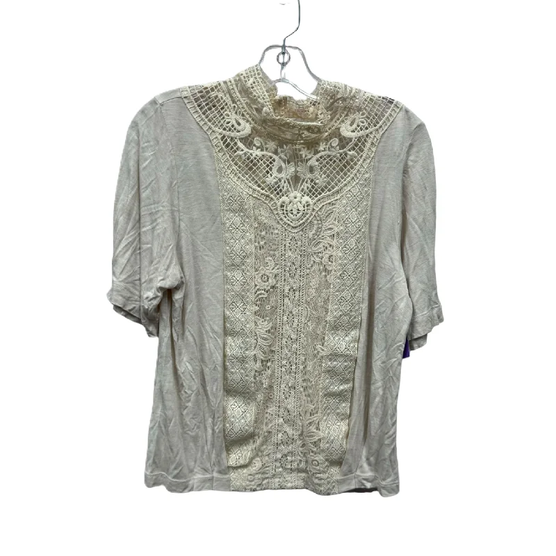 White women's topsTop Short Sleeve By Tiny  Size: M