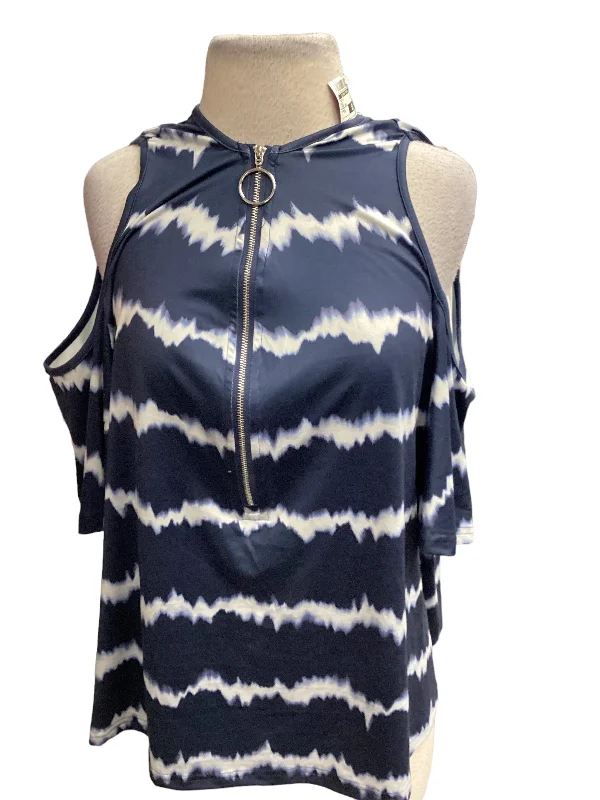 Black women's topsBlue Top Short Sleeve Clothes Mentor, Size Xl