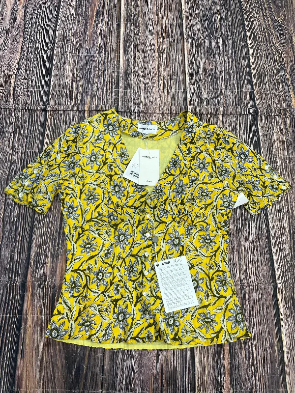 Pullover women's topsTop Short Sleeve By Antik Batik  Size: M