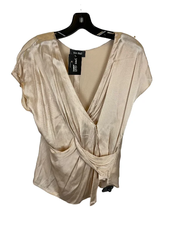 V-neck women's topsTan Top Short Sleeve Clothes Mentor, Size S