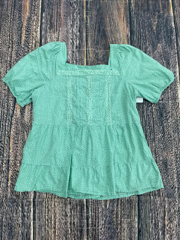 Layering women's topsTop Short Sleeve By Loft  Size: M