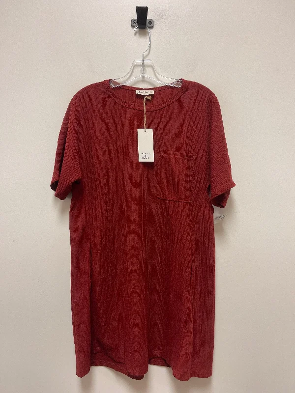 Winter women's topsTunic Short Sleeve By Clothes Mentor  Size: S