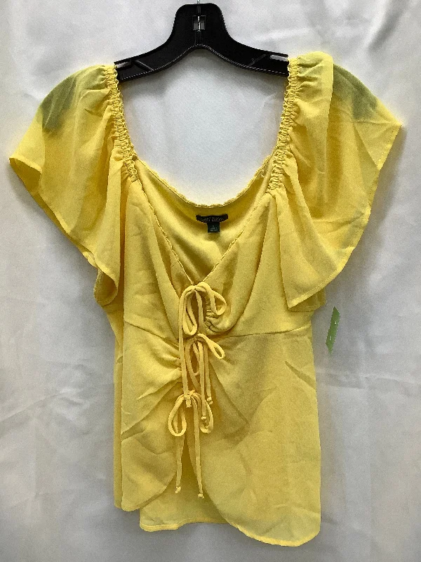 Leather-look women's topsTop Short Sleeve Basic By Wild Fable  Size: M