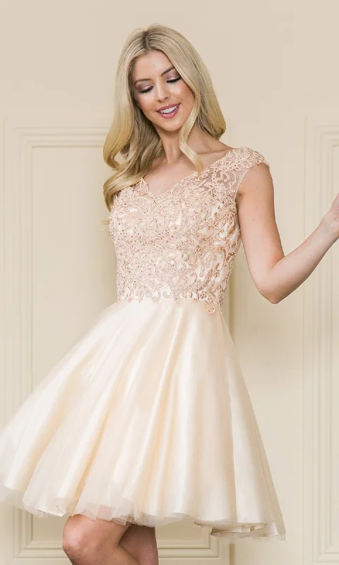 Winter dresses for cold weatherLace-Bodice Short Babydoll Homecoming Dress 8902
