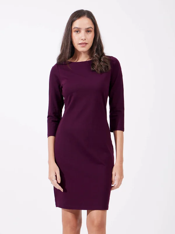 Tall women's dressesBoat Neck Bodycon Dress - Maroon