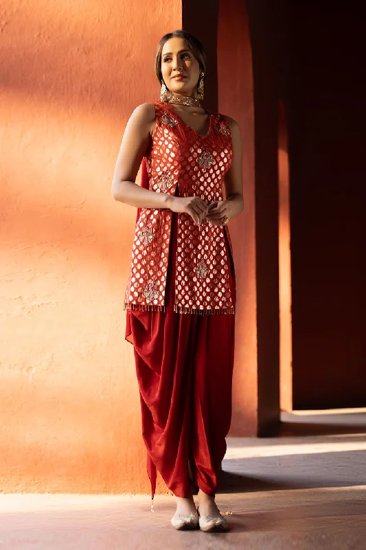 women's suit sets with sheer overlaysRed Embroidered Slit Kurta Set