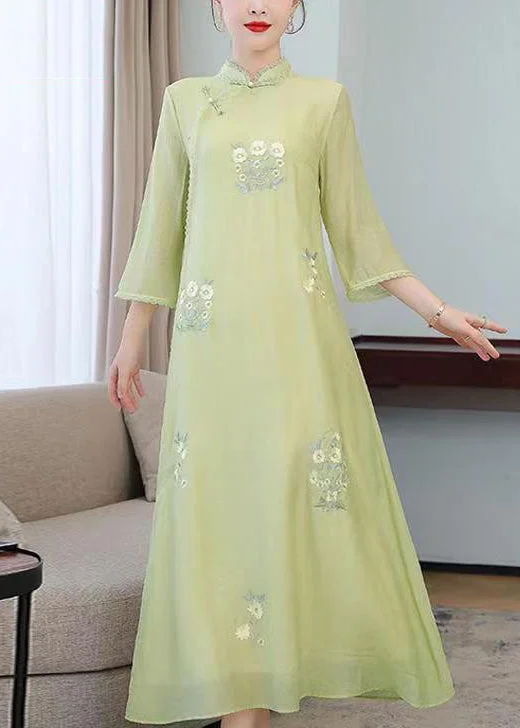 Tight-fitting dresses for womenElegant Light Green Stand Collar Embroidered Silk Long Dresses Half Sleeve