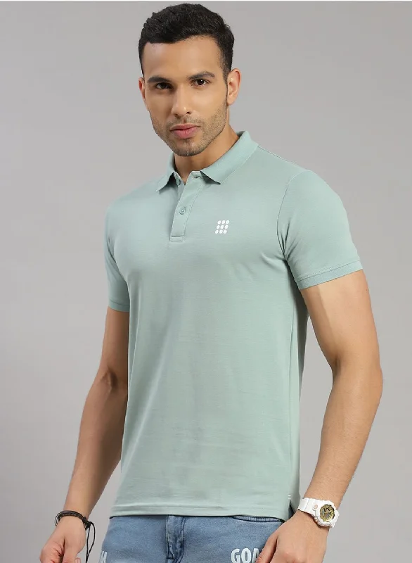men's short-sleeved shirtsMen Green Solid T-Shirt