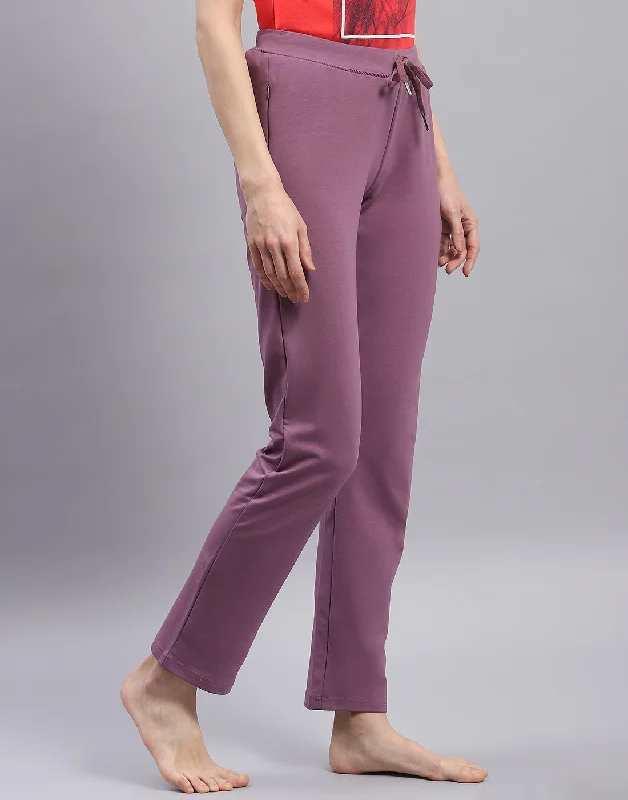 Tall women's jeansWomen Mauve Solid Regular Fit Lower