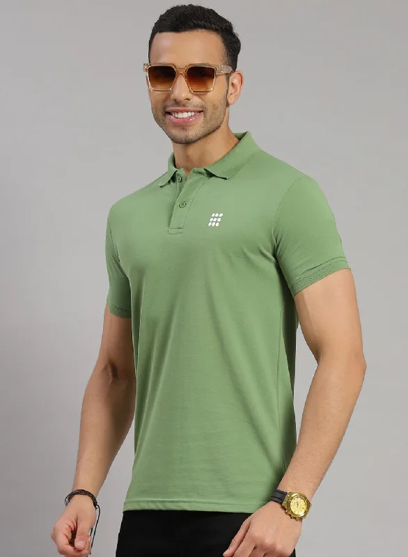 short-sleeved shirts for men on saleMen Green Solid T-Shirt