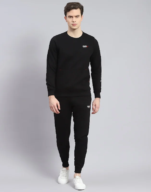 men's running shirtsMen Black Solid Round Neck Full Sleeve Tracksuit