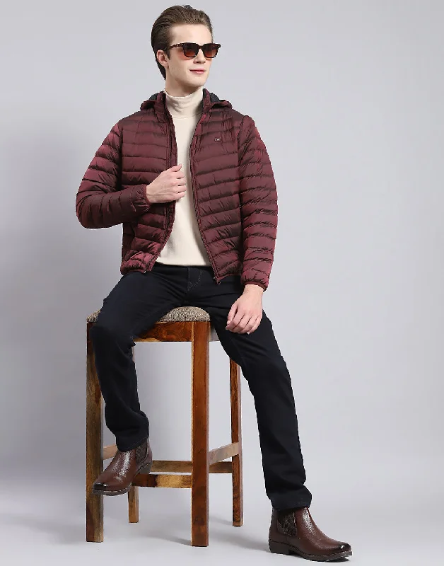men's fleece-lined duffel coatsMen Maroon Solid Hooded Full Sleeve Jacket