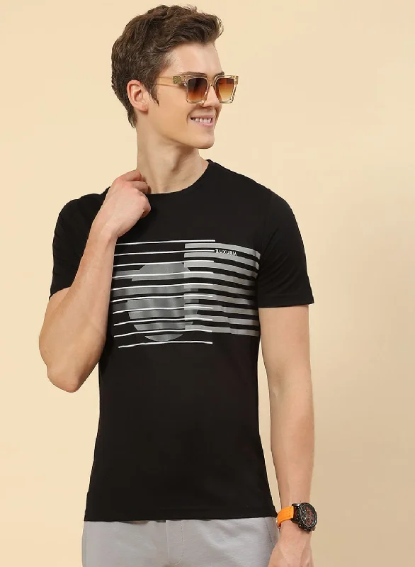 athletic-inspired short-sleeved men's clothingMen Black Printed T-Shirt