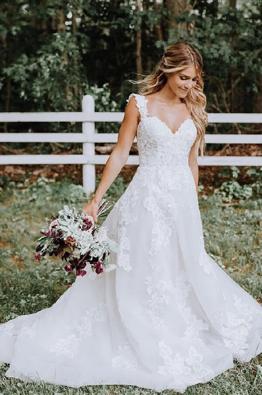 Spaghetti strap dresses for womenRoycebridal White Tulle Lace Appliqued A-line V-neck Wedding Dresses, Bridal Gown, MW675