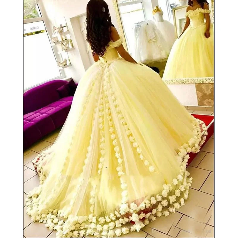 Spring dresses for blossoming stylesGorgeous Yellow Quinceanera Dresses  Flowers Tulle Off The Shoulder Princess Sweet 16 Dress Masquerade Wedding Gown LP0520