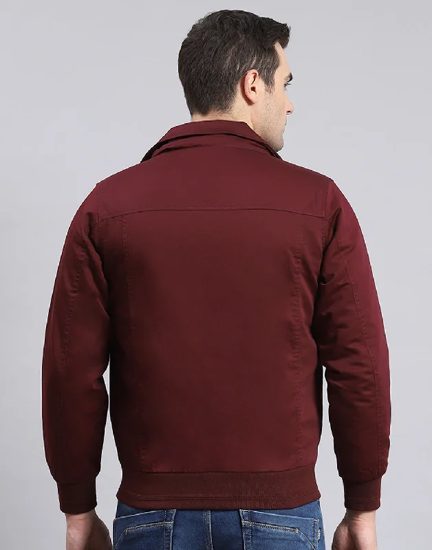 men's fleece-lined duffel coatsMen Maroon Solid Hooded Full Sleeve Jacket