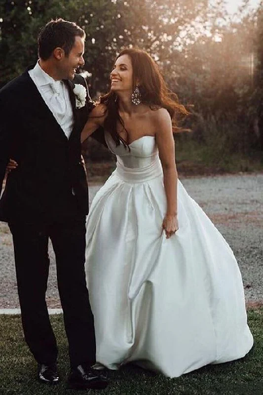 Layering dresses for versatile stylingRoycebridal Fabulous Ivory Satin Ball Gown Sweetheart Wedding Dresses, Bridal Gown, MW626