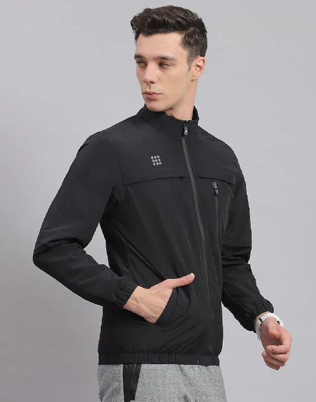 men's parkas for winter sportsMen Black Solid Stand Collar Full Sleeve Jacket