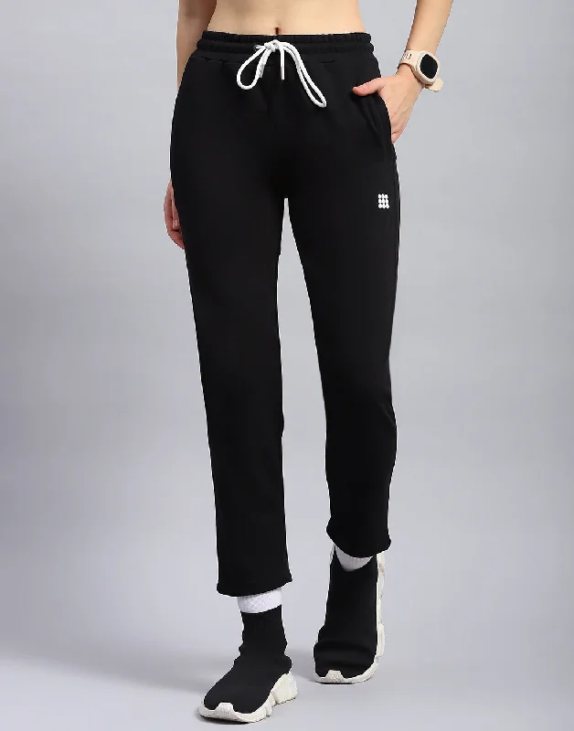 Mom jeans for womenWomen Black Solid Regular Fit Lower