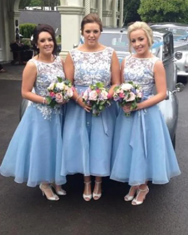 V-neck dresses for womenTea Length Short Bridesmaid Dresses Blue and White Lace Women Wedding Party Gown