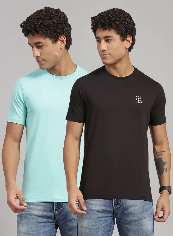 styling ideas for short-sleeved men's shirtsMen Green Solid T-Shirt 2 Pc