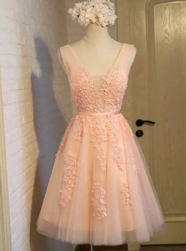 Vintage-inspired dresses for retro fashion loverslace appliques bridesmaid dress coral bridesmaid dress