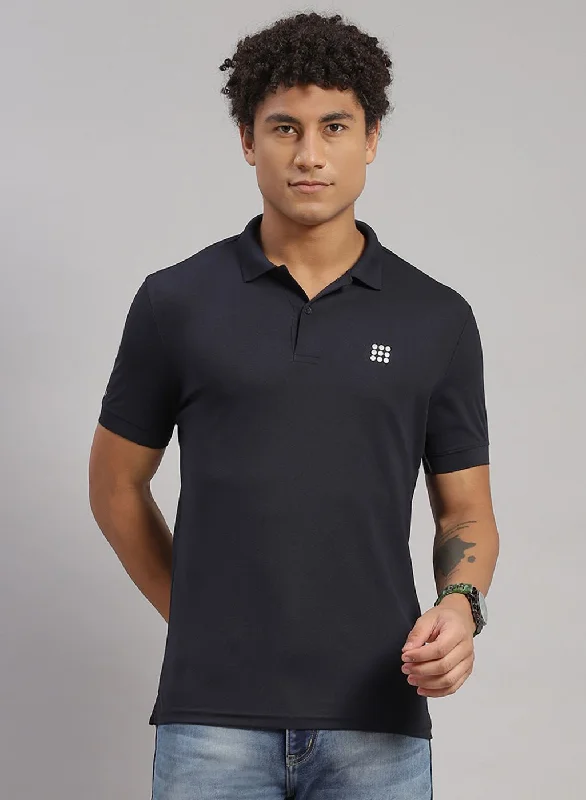 short-sleeved shirts for men with a tailored, slimming fitMen NAvy Blue Solid T-Shirt