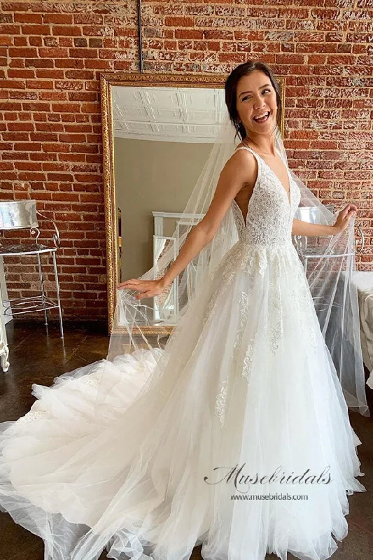 Chiffon dresses for womenRoycebridal Ivory Tulle Lace A-line V-neck Wedding dresses With Train, Bridal Gowns, MW684