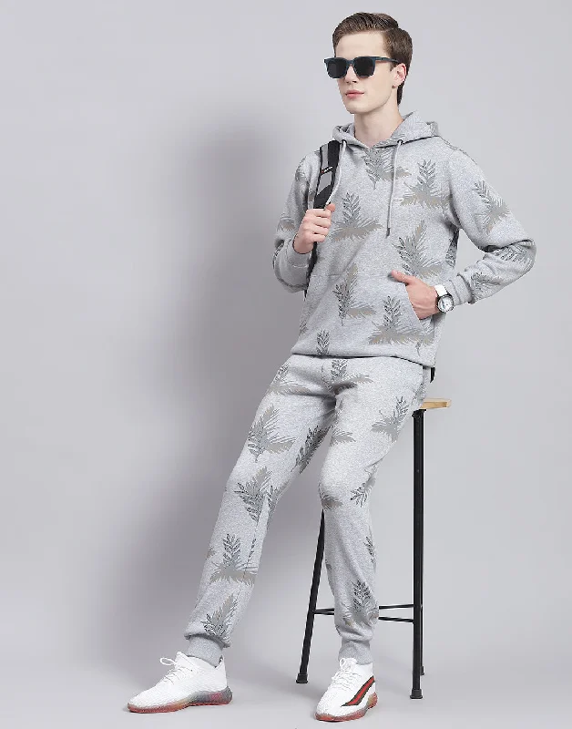 men's mesh sports shirtsMen Grey Printed Hooded Full Sleeve Tracksuit