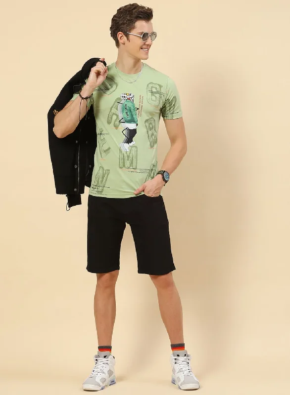 bold and colorful short-sleeved tops for menMen Green Printed T-Shirt