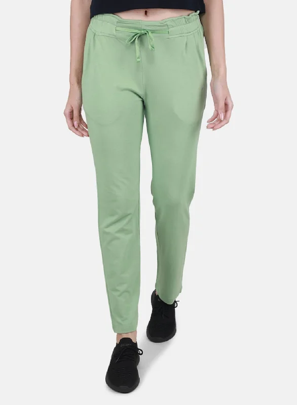 Casual chic women's bottomsWomen Green Regular Fit Lower