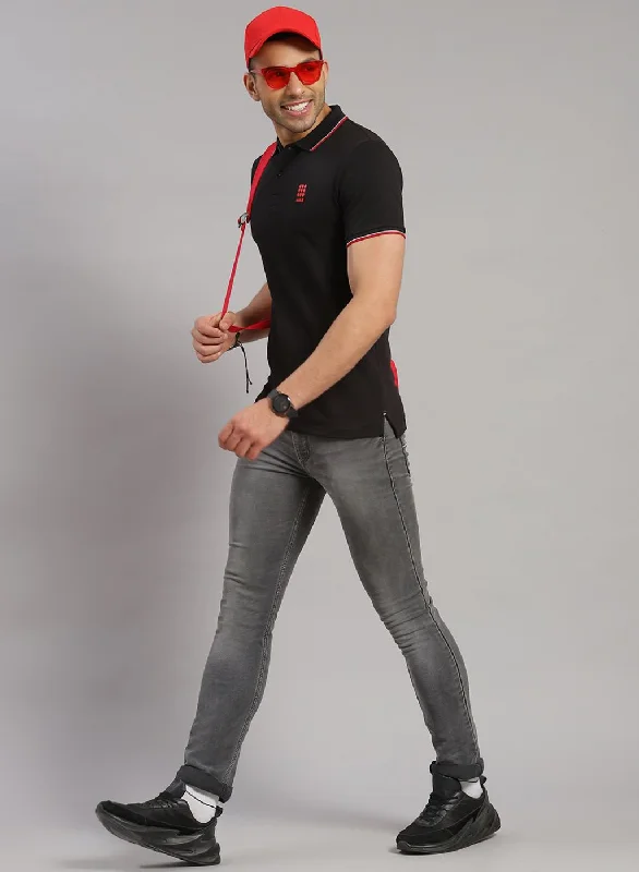 using a steamer on short-sleeved shirts for menMen Black Solid T-Shirt