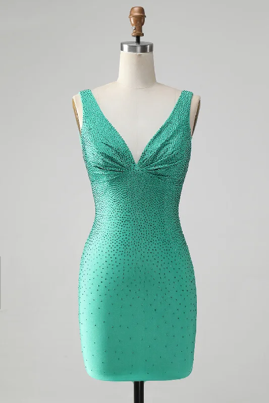 Cocktail dresses for womenChic Bodycon V Neck Backless Short Green Homecoming Dress with Beading Cocktail dresses for womenChic Bodycon V Neck Backless Short Green Homecoming Dress with Beading