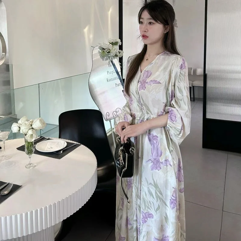 Apricot Bottom Purple Flower (Long Sleeves with Pockets)