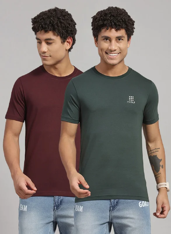 short-sleeved men's shirts paired with jeansMen Green Solid T-Shirt 2 Pc