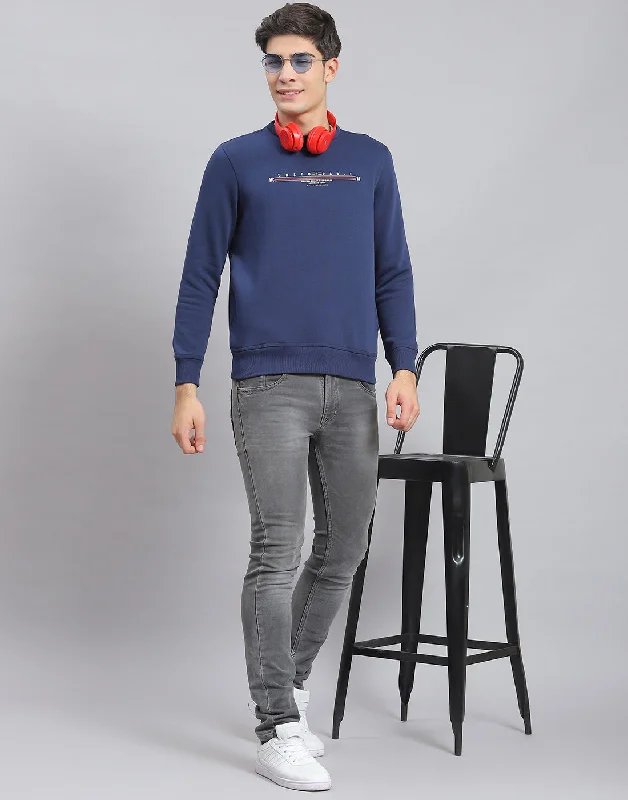 men's sports shirts for men's-only sportsMen Navy Blue Solid Round Neck Full Sleeve Sweatshirt