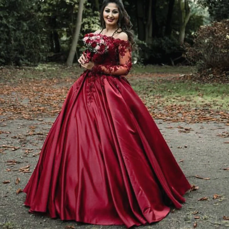 Evening women's dressesLuxury Lace Beaded Long Sleeves Dubai Dark Red /Wine Wedding Dresses Ball Gown Bridal Gown for Reception WD5541