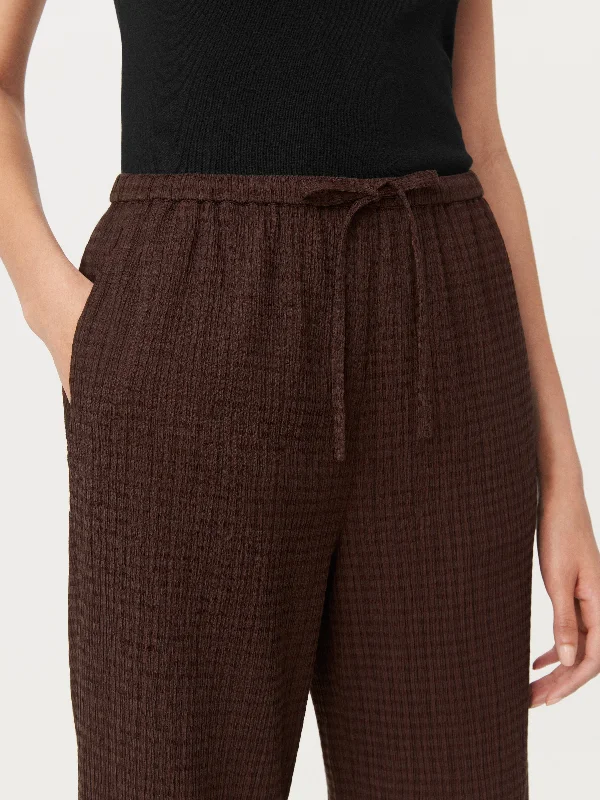 The Annie Textured Loose Pant in Mahogany