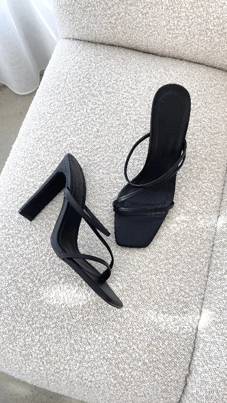 Yanna Heel - Black